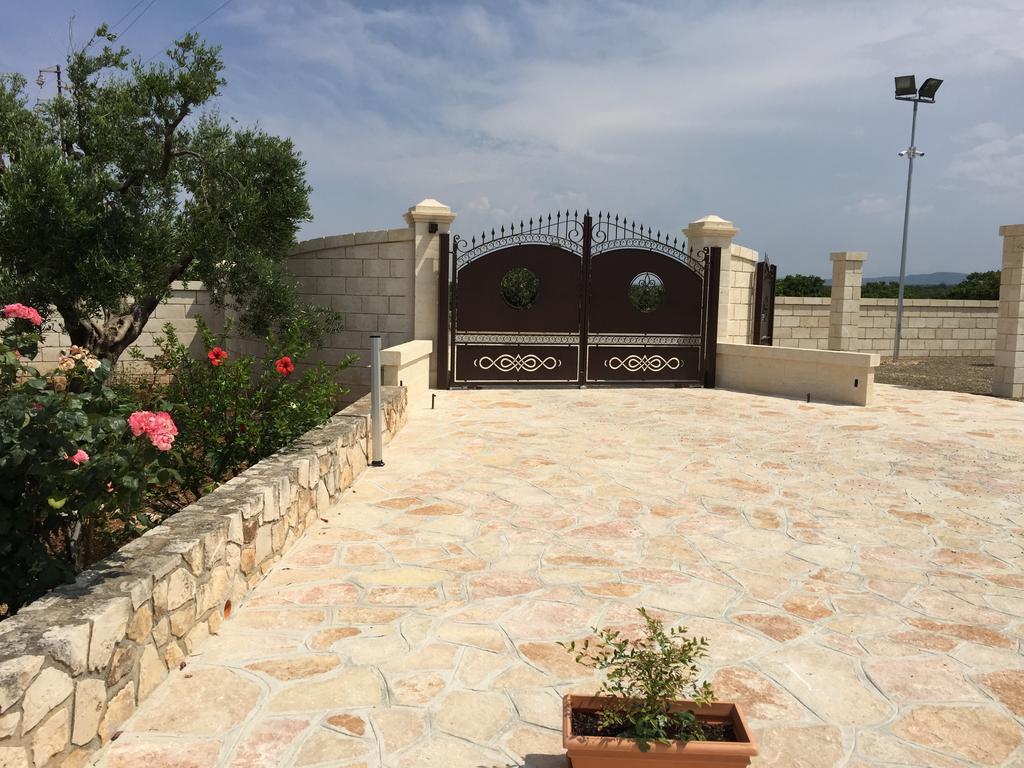 Le Terrazze Miramare B&B Torre Canne Dış mekan fotoğraf