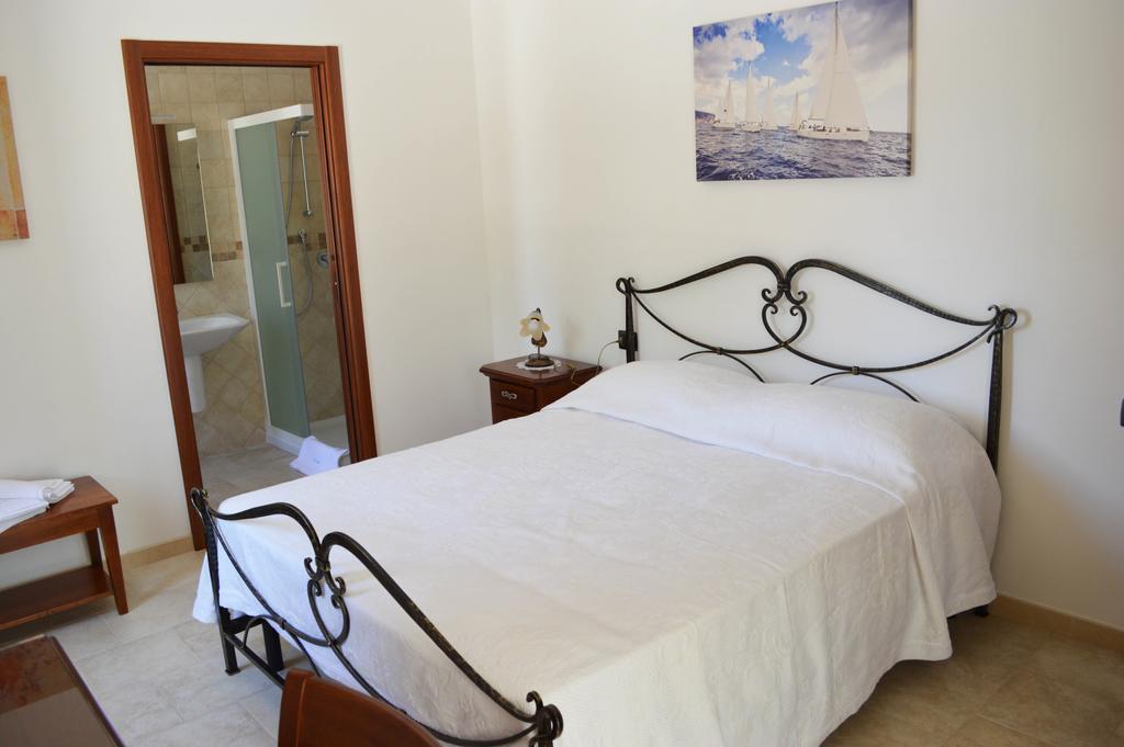 Le Terrazze Miramare B&B Torre Canne Dış mekan fotoğraf